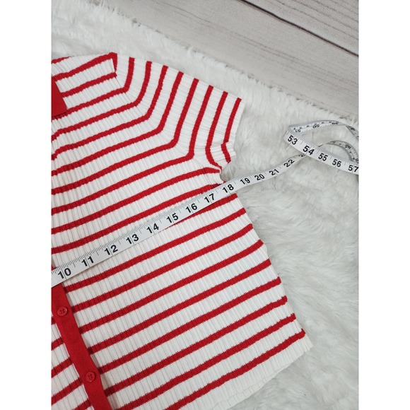 Divided Women's Red White Striped V-Neck Button Front‎ Crop Tops Size Large - Picture 4 of 6